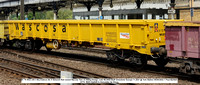 81 70 5932 239-3 MLA Ealnos 66.1t Network Rail owned Wacosa Tare 23-900kg Design code ML004A Built Greenbrier Europe 11.2021 @ York Station 2022-05-08 © Paul Bartlett [1w]