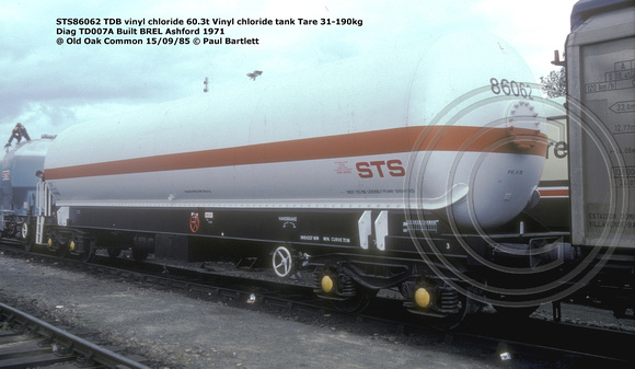 STS86062 TDB vinyl chloride @ Old Oak Common 85-09-15 © Paul Bartlett [1w]