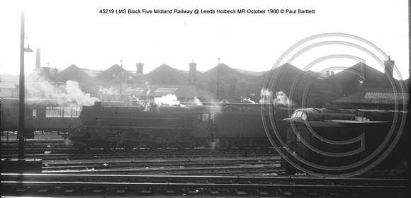 45219 Holbeck loco depot 66-10 � Paul Bartlett [2w]
