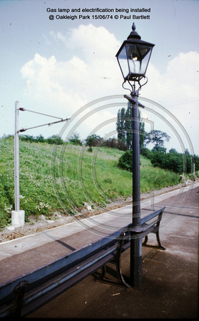 Gas lamp and electrification @ Oakleigh Park 74-06-15 � Paul Bartlett w
