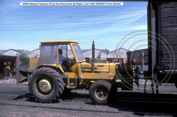 66006 Shunting tractor @ Ripple Lane C&W 87-05-30 � Paul Bartlett w
