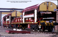 DR78901 Fairmont Tamper P 811-S Renewal Machine @ York Wagon Works 2004-02-21 � Paul Bartlett [1w]
