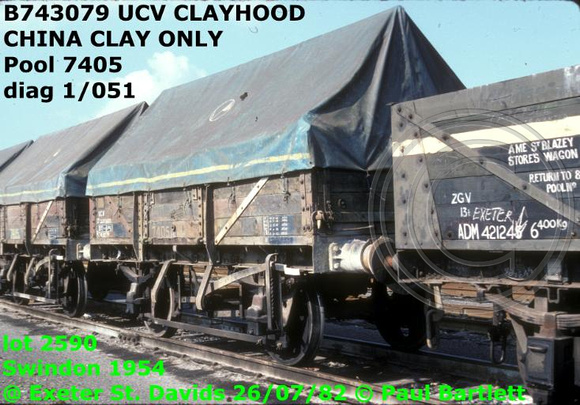 B743079_UCV_CLAYHOOD__m_