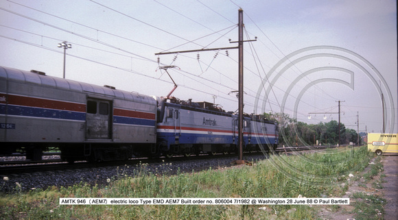 AMTK 946 electric loco Type EMD AEM7 @ Washington 28 June 88 � Paul Bartlett w