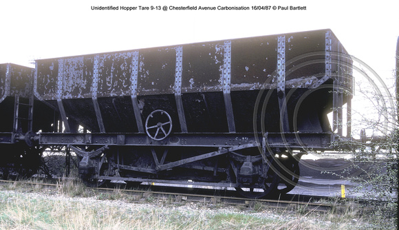 Hopper unidentified internal @ Chesterfield Avenue Carbonisation 87-04-16 � Paul Bartlett [1w]