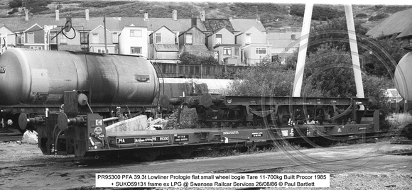 PR95300 PFA Prologie flat @ Swansea Railcar Services 86-08-26 � Paul Bartlett [3w]