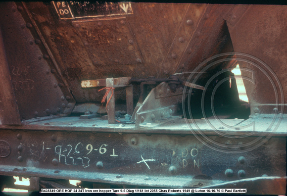 B435549 ORE HOP 24 24T Iron ore hopper Diag 1161 lot 2055 Chas Roberts 1949 @ Luton 1976-10-16 © Paul Bartlett [3w]