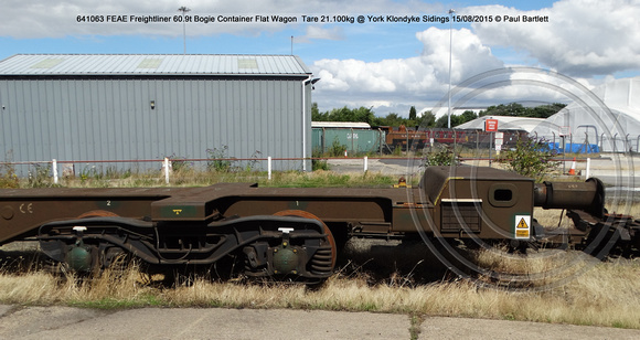 641063 FEAE Freightliner Bogie Container Flat Wagon @ York Klondyke Sidings 2015-08-15 © Paul Bartlett [7w]