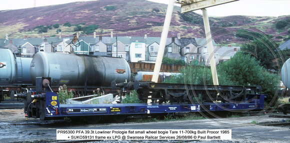 PR95300 PFA Prologie flat @ Swansea Railcar Services 86-08-26 � Paul Bartlett [1w]