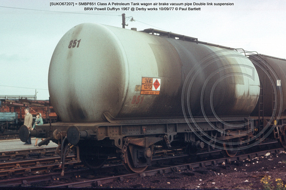 [SUKO67207] = SMBP851 Class A Petroleum Tank wagon air brake vacuum pipe BRW Powell Duffryn 1967 @ Derby works 77-09-10 © Paul Bartlett w