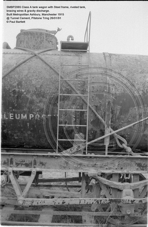 SMBP2065 tank wagon with Steel frame, riveted tank, bracing wires Built 1915 @ Tunnel Cement, Pitstone Tring 26-01-91 © Paul Bartlett [09w]
