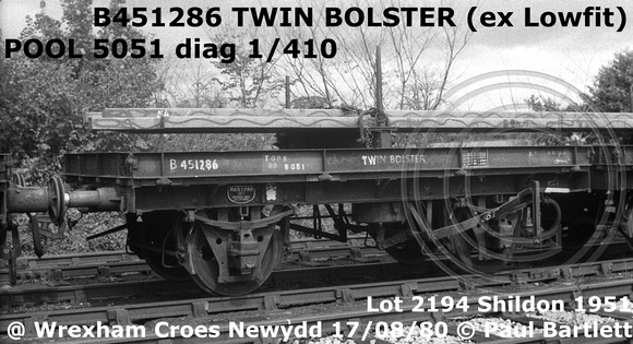 B451286 TWIN BOLSTER ex Lowfit @ Wrexham Croes Newydd 80-08-17