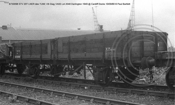 B730098 STV LNER des TUBE VB @ Cardiff Docks 80-09-10 � Paul Bartlett w