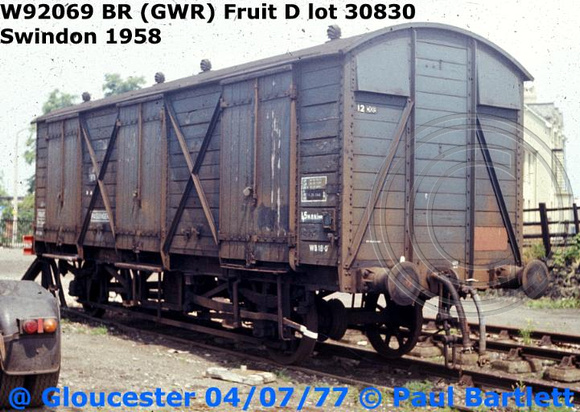 W92069_Fruit_D_at Gloucester 77-07-04_m_