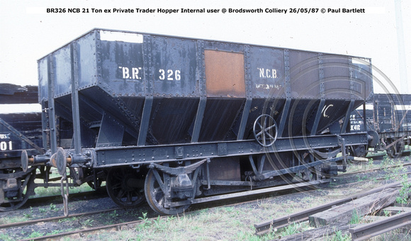 BR326 ex Private Trader Hopper Internal user @ Brodsworth Colliery 87-05-26 © Paul Bartlett w