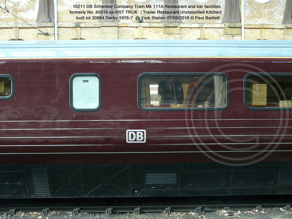 10211 DB Schenker Company Train Mk 111A Restaurant and bar built lot 30884 Derby 1976-7 @ York station 2016-09-07 © Paul Bartlett [06w]