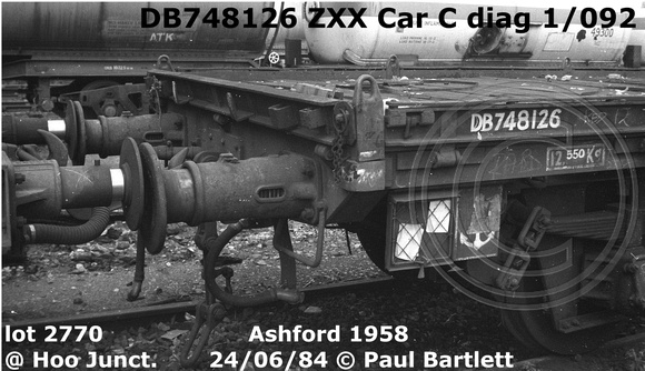 DB748126 ZXX end left