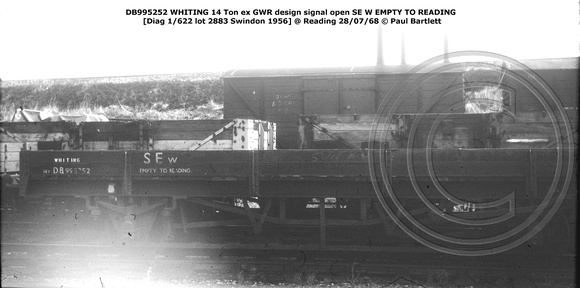 DB995252 WHITING @ Reading 68-07-28 © Paul Bartlett w