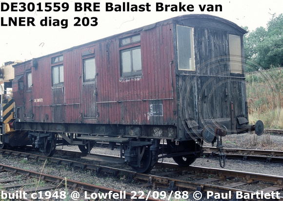 DE301559 Ballast Brake van at Low Fell 88-09-22 [4