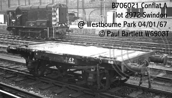 B706021 Conflat A at Westbourne Park 67-01-04
