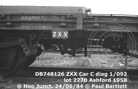 DB748126 ZXX side left