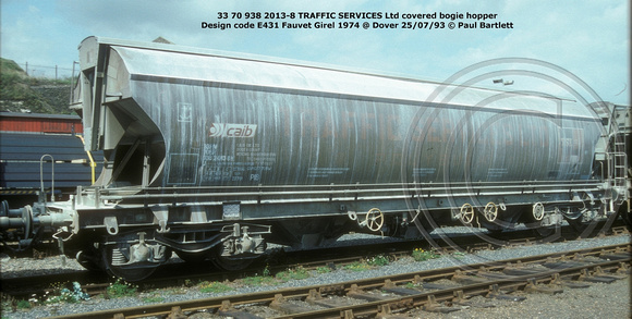 33 70 938 2013-8 TRAFFIC SERVICES Ltd @ Dover 93-07-25 © Paul Bartlett w