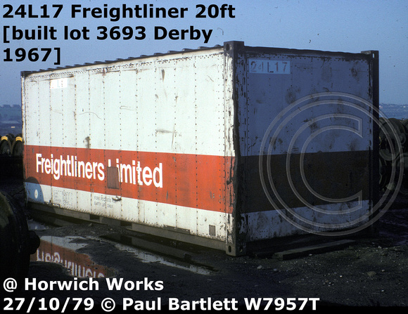 24L17 Freightliner 20ft