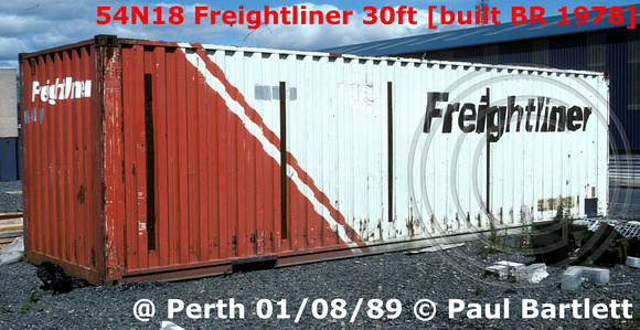 54N18 Freightliner 30ft
