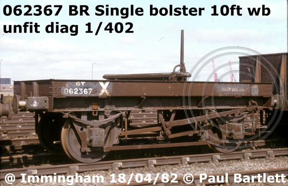 062367 single bolster_at Immingham 82-04-18_m_