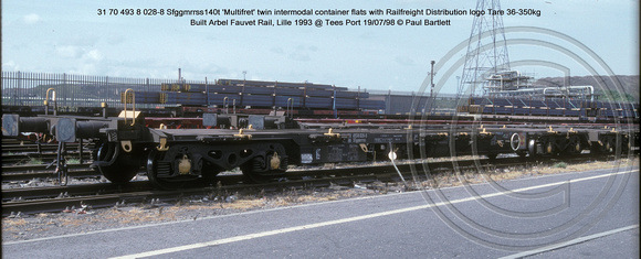 31 70 493 8 028-8 Sfggmrrss 'Multifret' twin intermodal container flats @ Tees Port 98-07-19 � Paul Bartlett [1w]