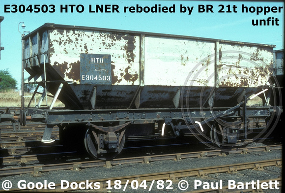 E304503 HTO at Goole Docks 82-04-18