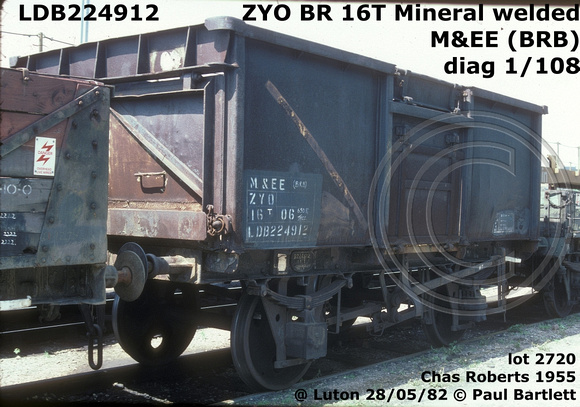 LDB224912 ZYO at Luton 82-05-28