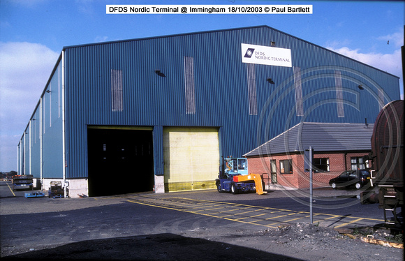 DFDS Nordic Terminal @ Immingham 2003-10-18 � Paul Bartlett w