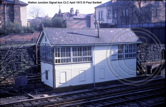 Walton Junction Signal box CLC 72-04 � Paul Bartlett w