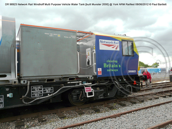 DR98923 Windhoff MPV @ York NRM Railfest 2012-06-08 � Paul Bartlett [08w]