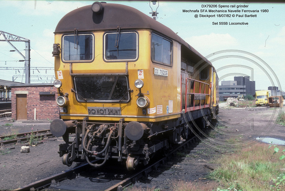DX79206 Speno rail grinder @ Stockport 82-07-18 � Paul Bartlett [2w]