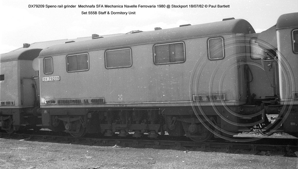 DX79209 Speno rail grinder @ Stockport 82-07-18 � Paul Bartlett [4w]