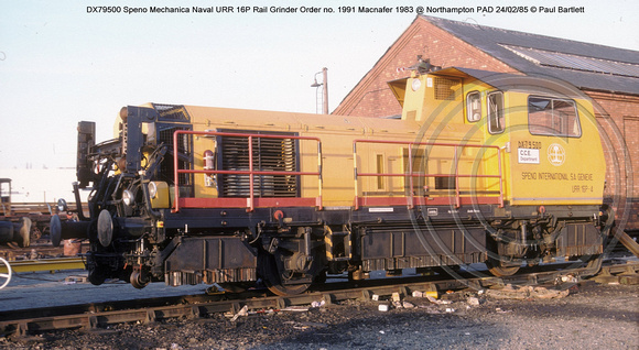 DX79500 Speno URR 16P Rail Grinder @ Northampton PAD 85-02-24 � Paul Bartlett [02w]