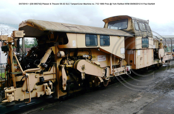 DX73010 Plasser & Theurer 06-32 SLC Tamper-Liner Pres @ York Railfest NRM 2012-06-09 � Paul Bartlett [4w]