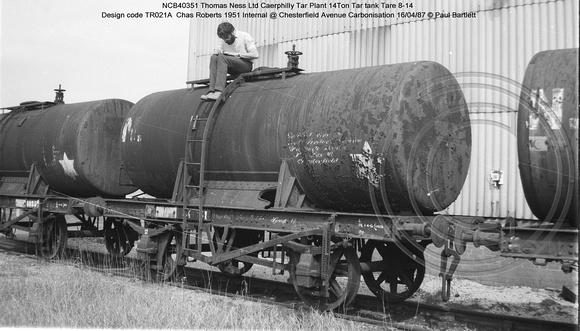 NCB40351 Tar tank @ Chesterfield Avenue Carbonisation 87-04-16 � Paul Bartlett [2w]