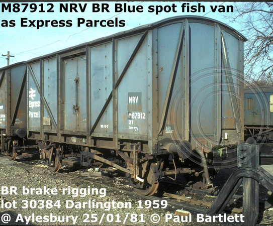 M87912 NRV  Express Parcels ex Blue spot fish van @ Aylesbury 81-01-25
