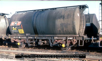 BRT57066 = BRT5598 Class B Kerosene tank GAS OIL Double long-link suspension Air brake 1965 @ Thameshaven 86-01-25 © Paul Bartlett w