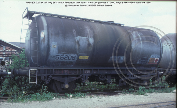 PR55208 Petroleum ex Elf VIP Class A tank @ Gloucester Procor 86-05-23 � Paul Bartlett w