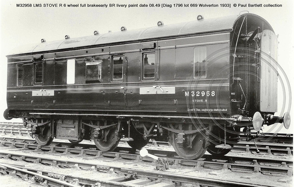 M32958 LMS STOVE R BR livery � Paul Bartlett collection w