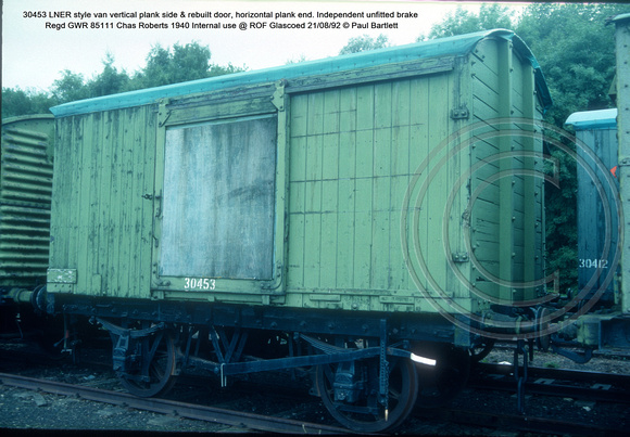 30453 LNER style van Independent unfitted brake 1940 Internal use @ ROF Glascoed 92-08-21 © Paul Bartlett w