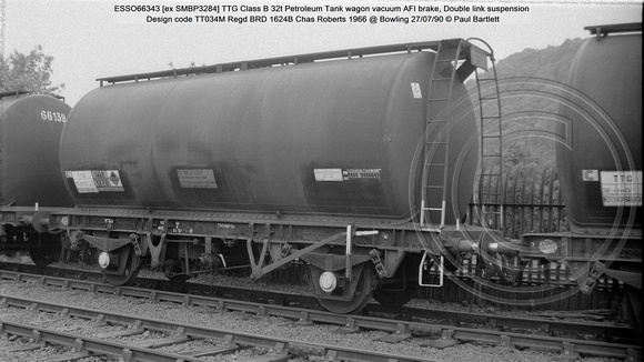 ESSO66343 [ex SMBP3284] TTG Class B 32t Petroleum Tank wagon vacuum AFI brake, Double link suspension Design code TT034M Regd BRD 1624B Chas Roberts 1966 @ Bowling 90-07-27 © Paul Bartlett w