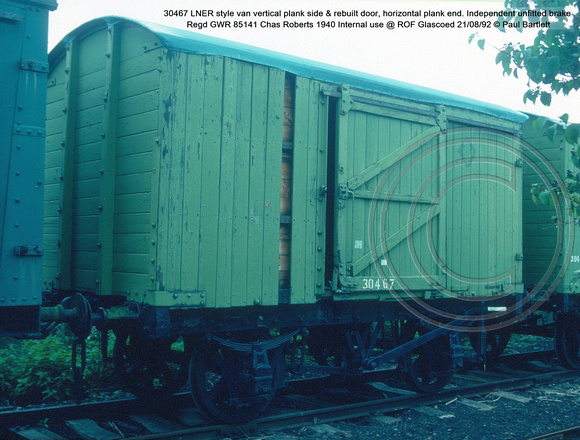 30467 LNER style van Independent unfitted brake 1940 Internal use @ ROF Glascoed 92-08-21 © Paul Bartlett w