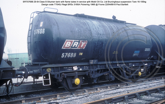 BRT57688 Mobil Class B tank @ Frome 89-04-22 � Paul Bartlett w