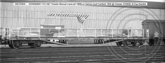 KDM720905 YVO ex Salmon as crane @ Chester Station 81-06-27 � Paul Bartlett w