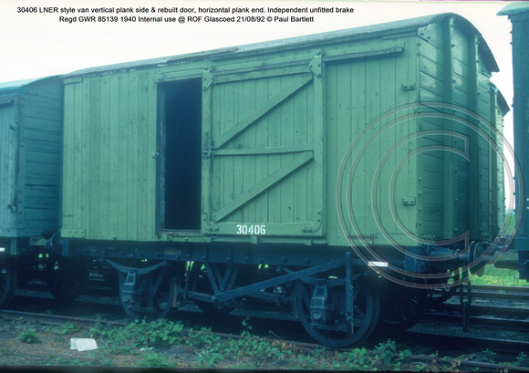 30406 LNER style van Independent unfitted brake 1940 Internal use @ ROF Glascoed 92-08-21 © Paul Bartlett w